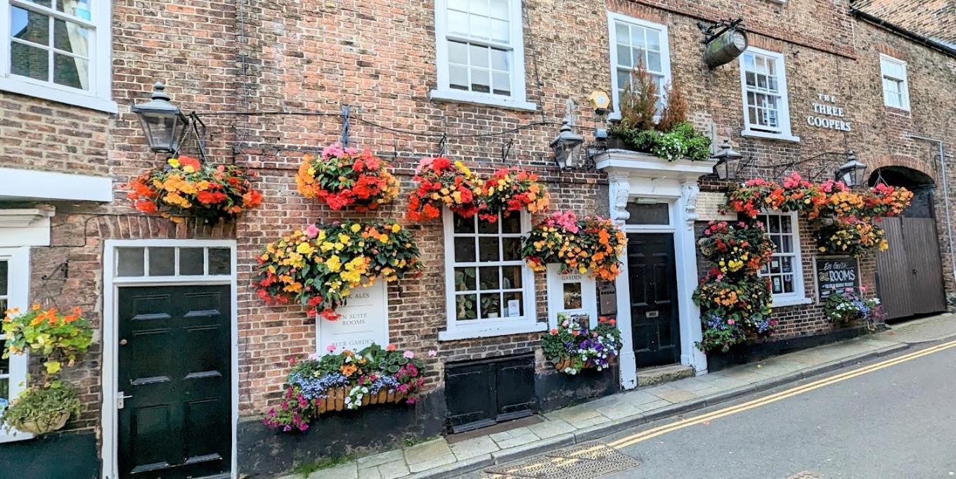 The Three Coopers Bedale Exterior foto